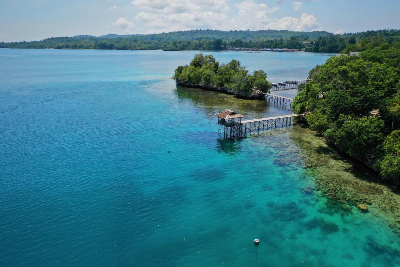 Araya Dive Resort Togean Bomba Exterior foto
