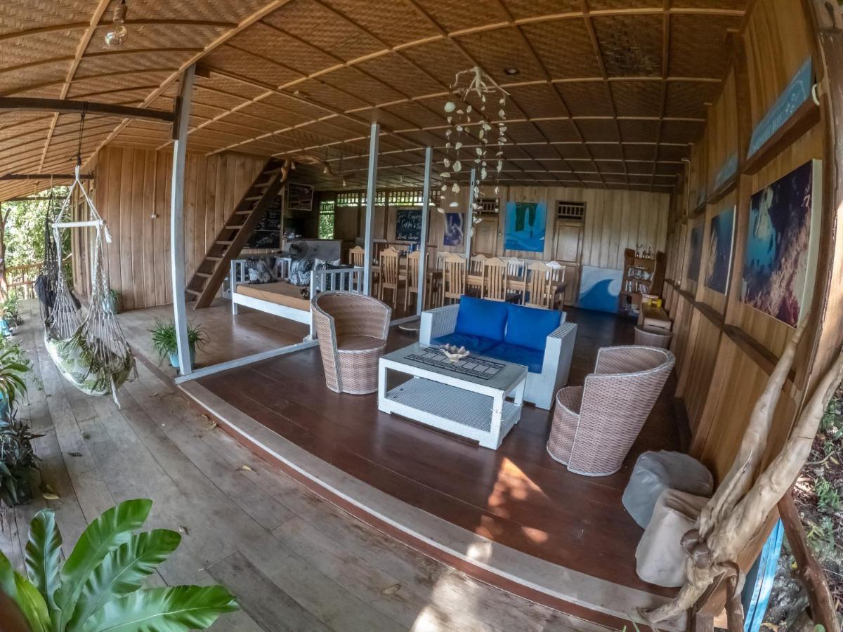 Araya Dive Resort Togean Bomba Exterior foto